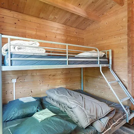 Campingplatz 7 Personnes Climatise Saint-Martial-de-Nabirat